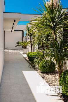 Дом 250м², 2-этажный, на длительный срок,