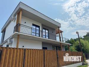 Дом 150м², 2-этажный, на длительный срок,