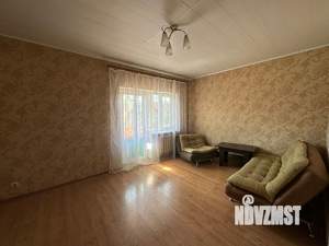 Дом 100м², 2-этажный, на длительный срок,