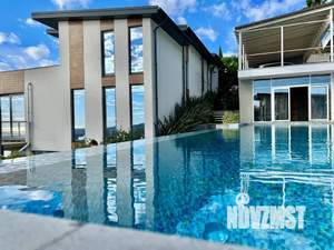 Дом 250м², 3-этажный, посуточно,