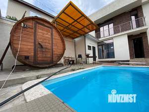 Дом 300м², 3-этажный, посуточно,