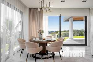 Дом 300м², 3-этажный, посуточно,