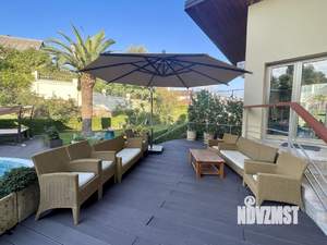 Дом 180м², 2-этажный, посуточно,