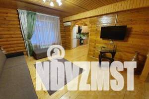 Дом 200м², 2-этажный, посуточно,