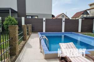 Дом 135м², 2-этажный, посуточно,