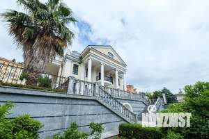 Дом 950м², 3-этажный, посуточно,