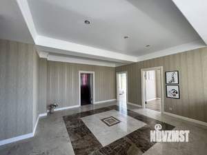 Дом 200м², 2-этажный, на длительный срок,