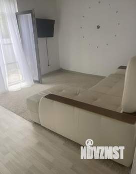 Дом 100м², 2-этажный, на длительный срок,