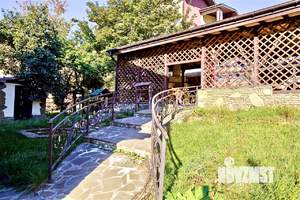 Коттедж 233м², 3-этажный, на длительный срок,