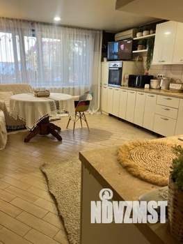 Дом 295м², 3-этажный, посуточно,