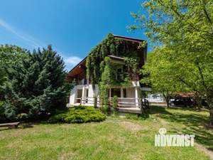 Дом 240м², 3-этажный, посуточно,