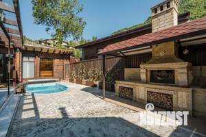 Дом 300м², 3-этажный, посуточно,