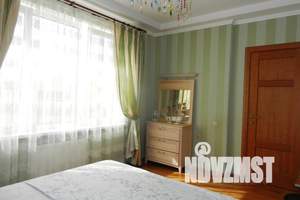 Дом 300м², 3-этажный, посуточно,