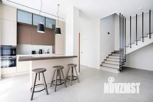 Дом 200м², 2-этажный, посуточно,