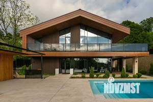 Дом 280м², 2-этажный, посуточно,