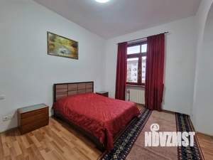 Дом 450м², 3-этажный, посуточно,