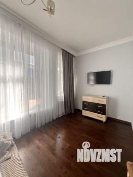 Таунхаус 131м², 3-этажный, на длительный срок,