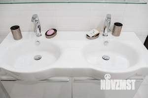 Дом 180м², 3-этажный, посуточно,