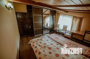 Дом 150м², 3-этажный, посуточно,