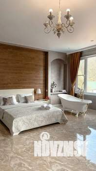 Дом 250м², 4-этажный, посуточно,