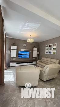 Дом 220м², 2-этажный, посуточно,