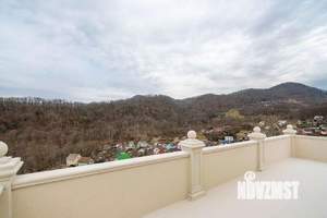 Коттедж 270м², 3-этажный, на длительный срок,