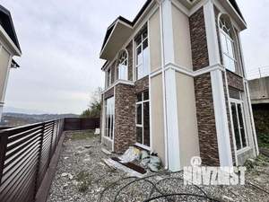 Дом 138м², 2-этажный, участок 3 сот.