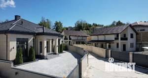 Коттедж 300м², 1-этажный, участок 10 сот.