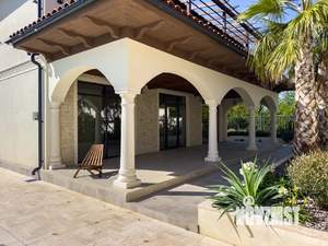 Коттедж 255м², 2-этажный, участок 7 сот.