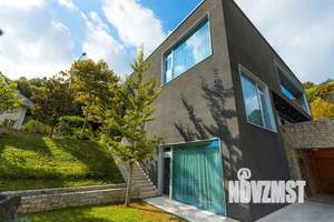 Дом 450м², 2-этажный, участок 26 сот.