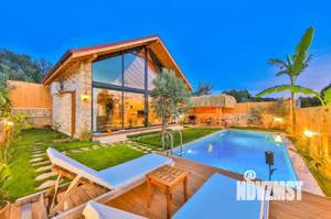 Дом 255м², 2-этажный, участок 7 сот.