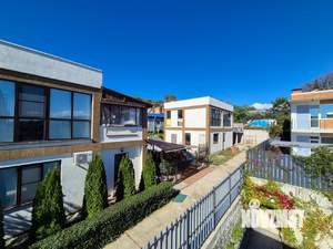 Дом 200м², 2-этажный, участок 3 сот.