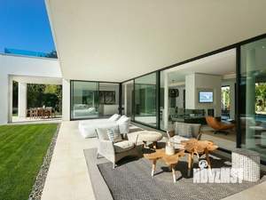 Дом 320м², 2-этажный, участок 10 сот.