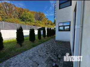 Дом 215м², 2-этажный, участок 4 сот.