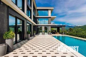 Дом 499м², 3-этажный, участок 11 сот.