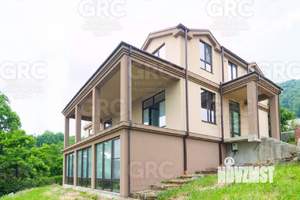 Дом 450м², 3-этажный, участок 10 сот.