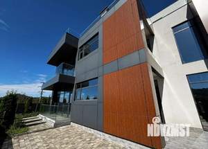 Дом 215м², 2-этажный, участок 4 сот.