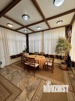 Дом 304м², 3-этажный, участок 8 сот.