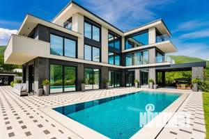 Дом 800м², 3-этажный, участок 11 сот.