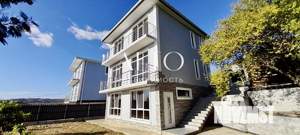 Дом 154м², 2-этажный, участок 4 сот.