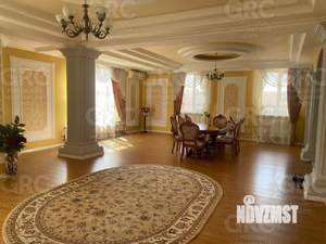 Дом 470м², 3-этажный, участок 6 сот.