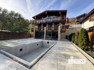 Дом 350м², 3-этажный, участок 10 сот.