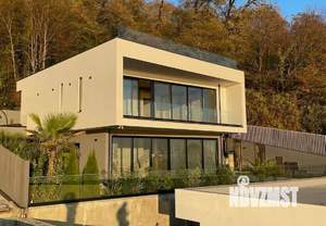 Дом 224м², 2-этажный, участок 5 сот.