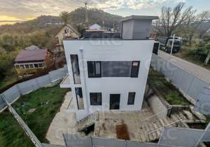 Дом 154м², 2-этажный, участок 3 сот.