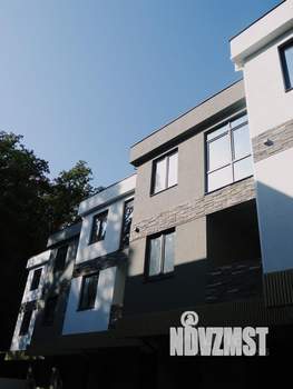 Таунхаус 165м², 3-этажный, участок 2 сот.