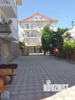 Дом 889м², 5-этажный, участок 1 сот.