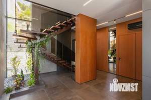 Дом 240м², 2-этажный, участок 7 сот.