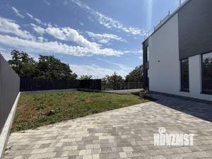 Дом 240м², 3-этажный, участок 6 сот.