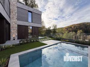 Дом 300м², 2-этажный, участок 6 сот.