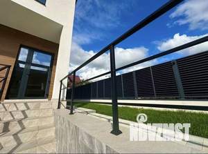 Дом 240м², 3-этажный, участок 4 сот.